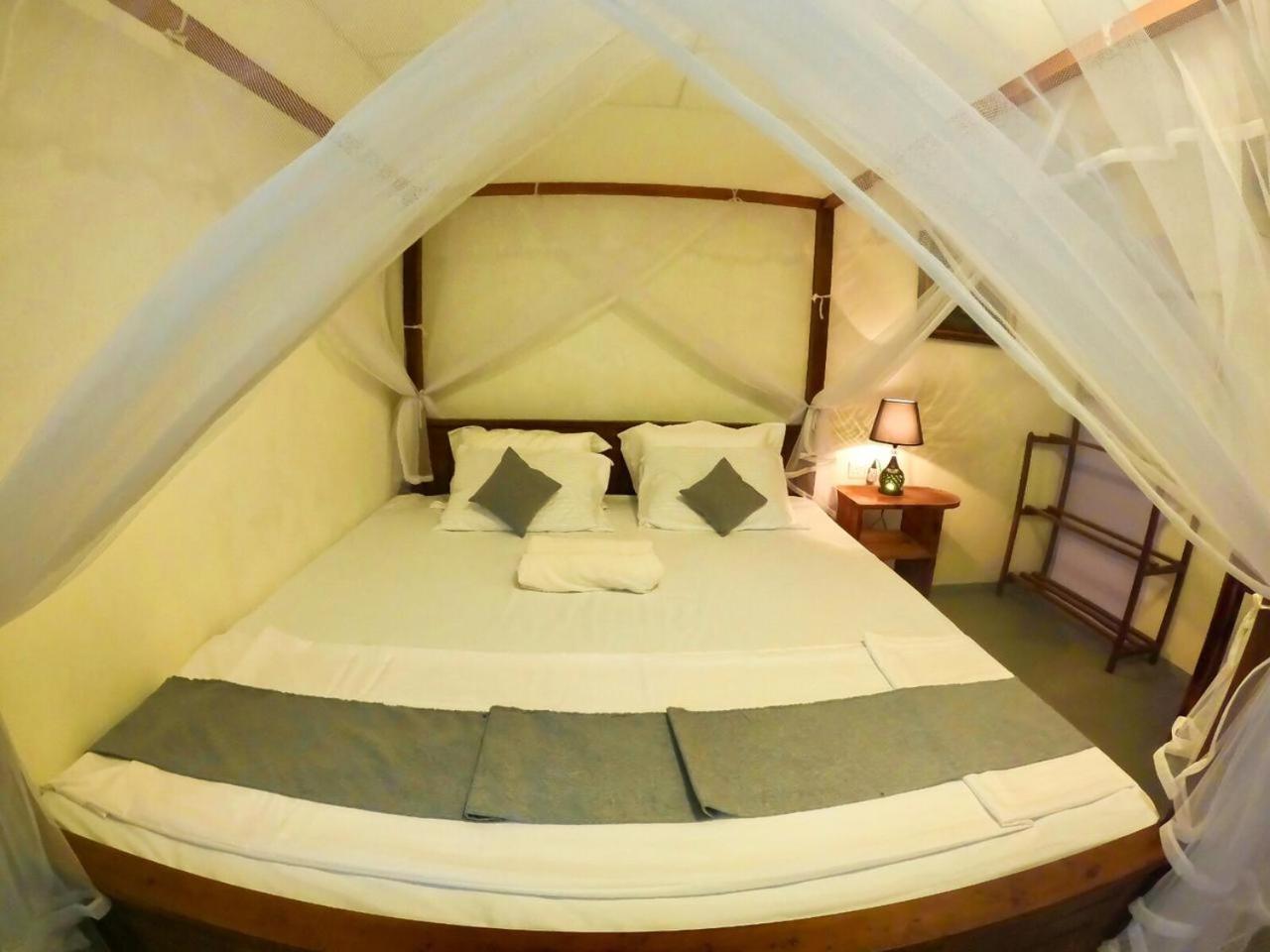 Ostello Surf Resort อาฮานกามา ภายนอก รูปภาพ